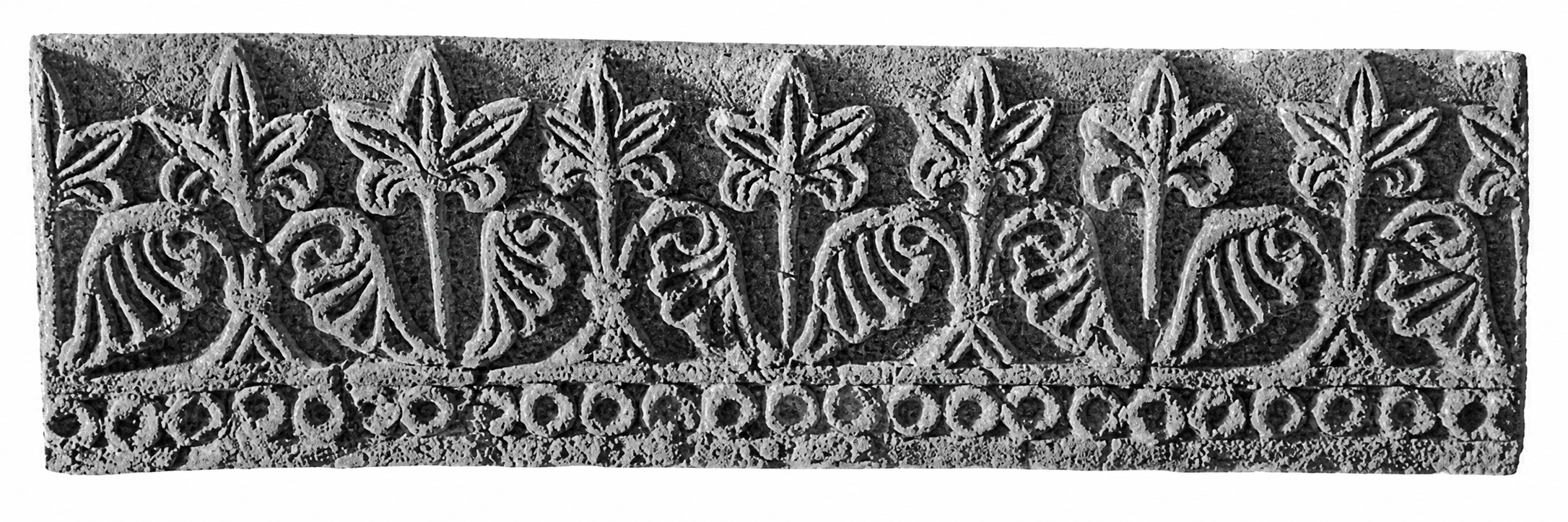 Mughal frieze with beautiful positive space in the leaves and between the leaves