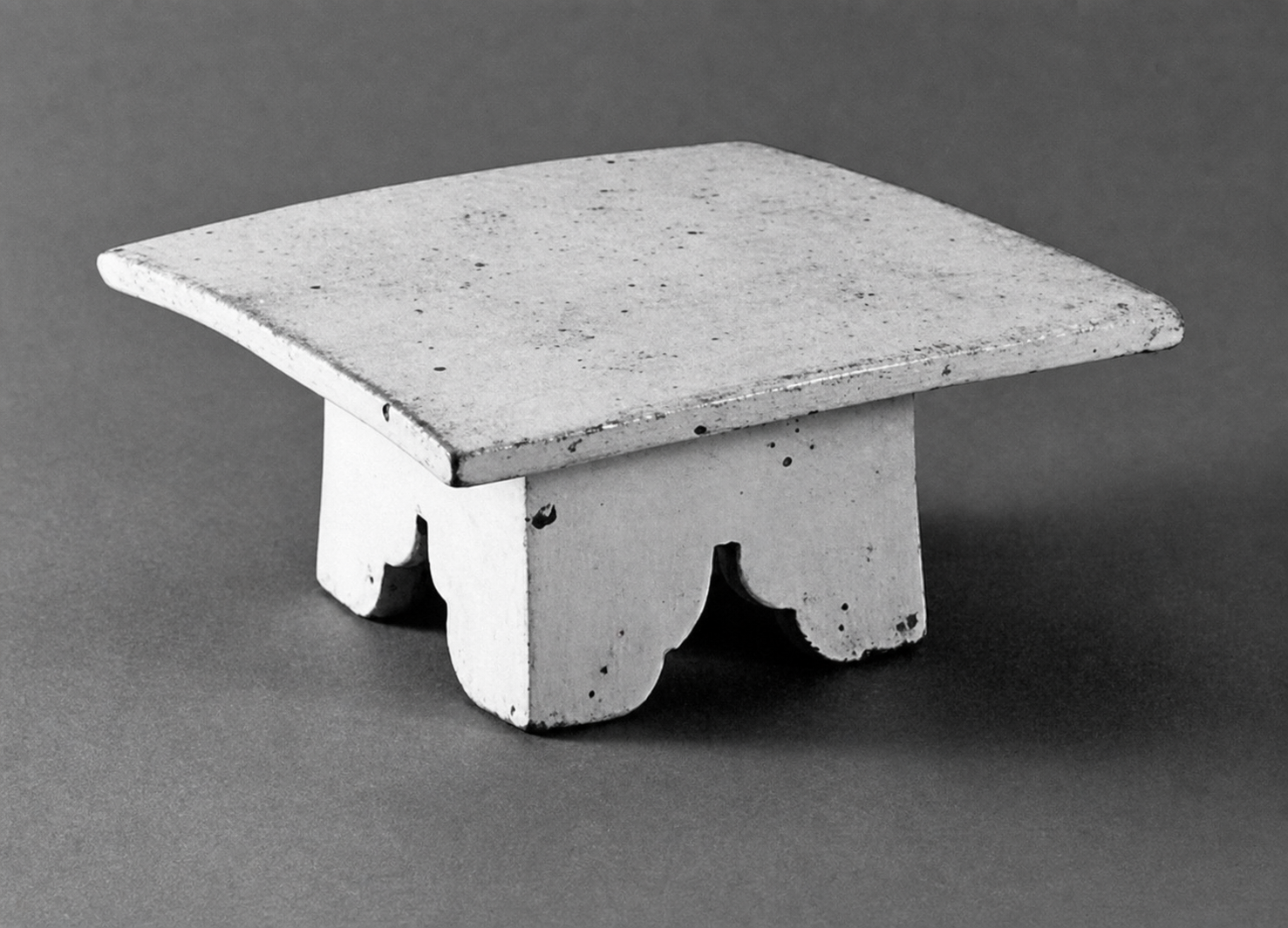 The beautiful shape of the teapot stand center which is made up of powerful intense centers, which have good shape themselves.
